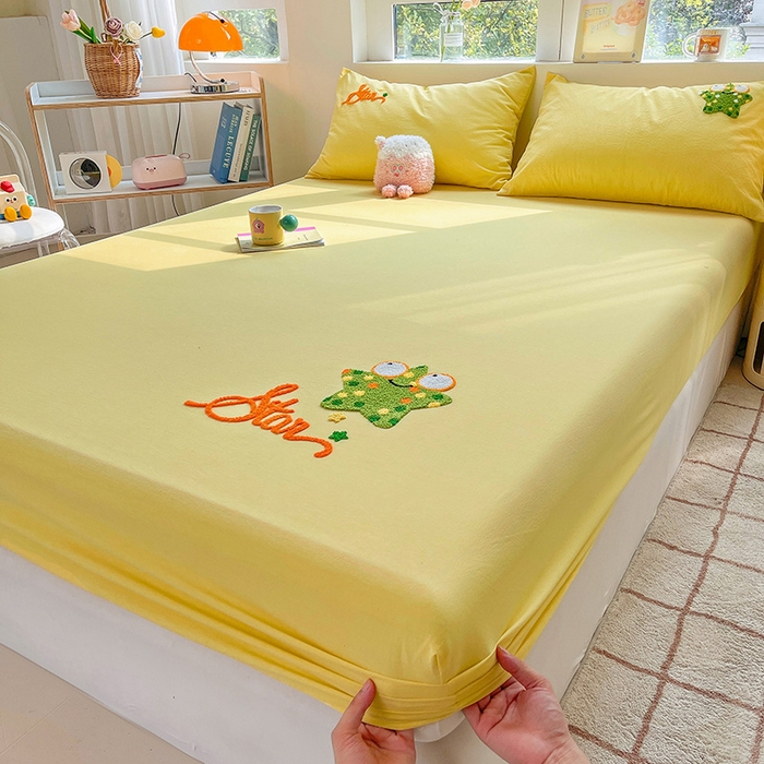 91家纺网 家纺一手货源 找家纺 3C 2024新款全棉色织水洗棉可爱毛巾绣床笠 闪闪星-黄