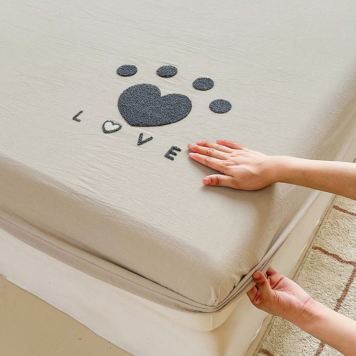 91家纺网 家纺一手货源 找家纺 3C 2024新款全棉色织水洗棉可爱毛巾绣床笠 心情-棕