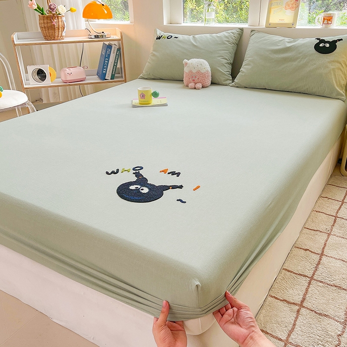 91家纺网 家纺一手货源 找家纺 3C 2024新款全棉色织水洗棉可爱毛巾绣床笠 黑乖乖-绿