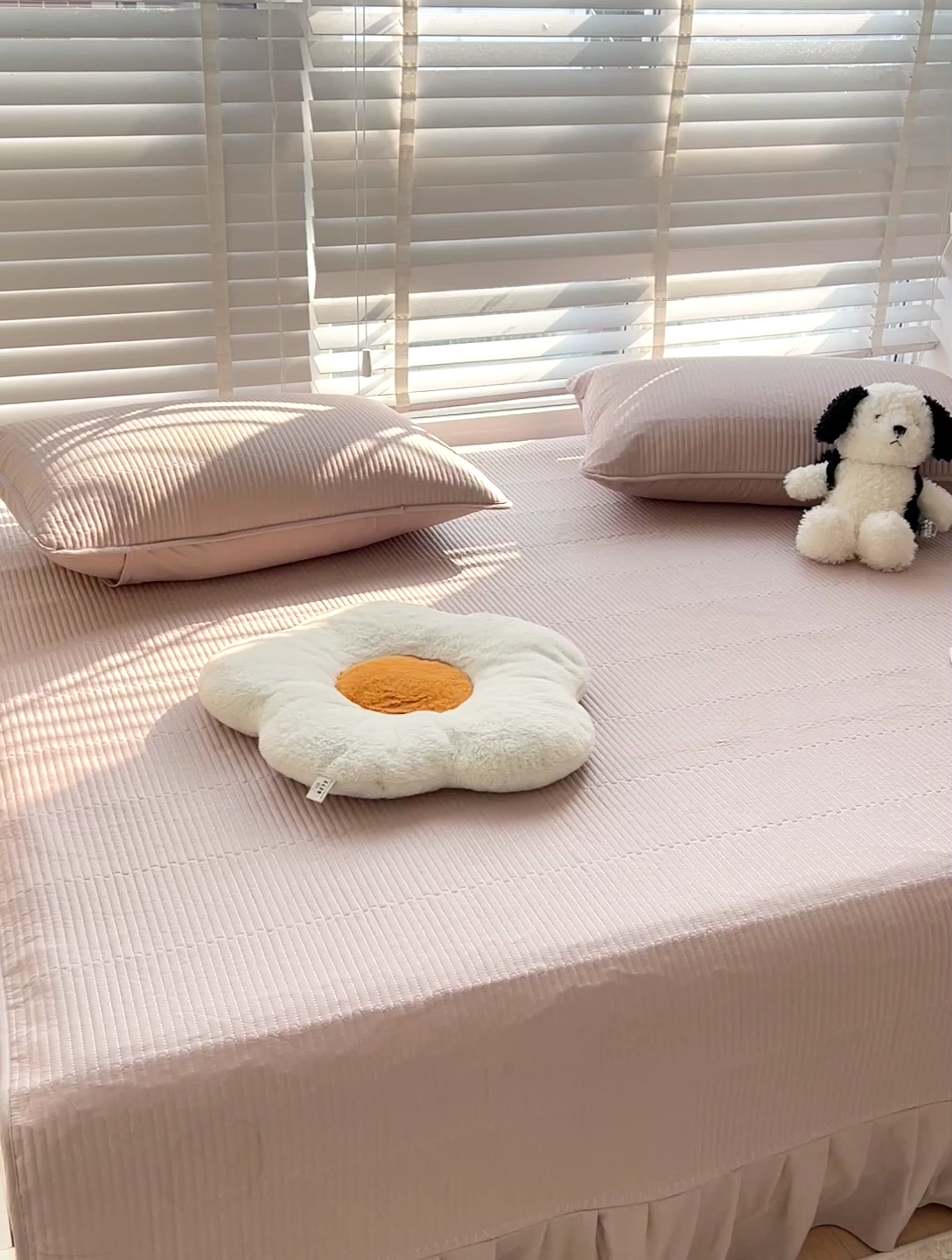 91家纺网 家纺一手货源 找家纺 羽爱2024新款A类全棉纯色榻榻米床盖香槟色