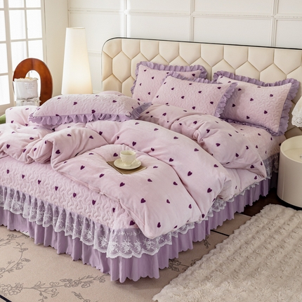 91家纺网 家纺一手货源 找家纺 美莱家纺 2024直播热款加厚秋冬牛奶绒床盖单件床罩床盖四件套 紫爱心