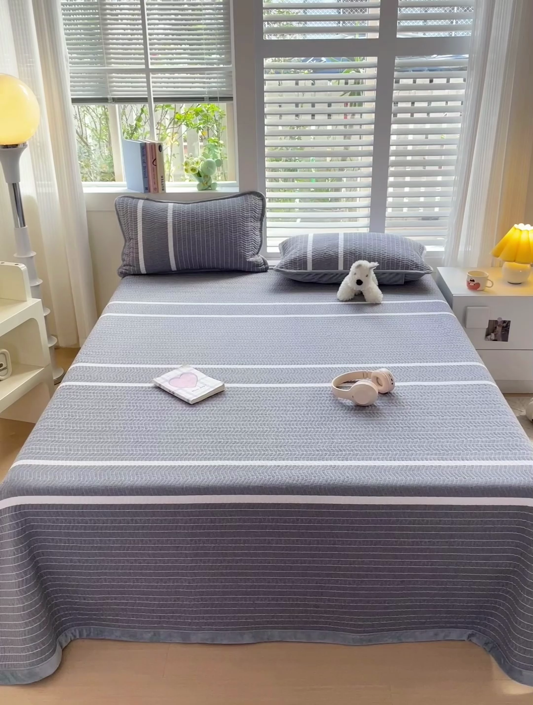 91家纺网 家纺一手货源 找家纺 羽爱家纺 2024新款全棉色织水洗宝宝绒床盖三件套 记忆灰