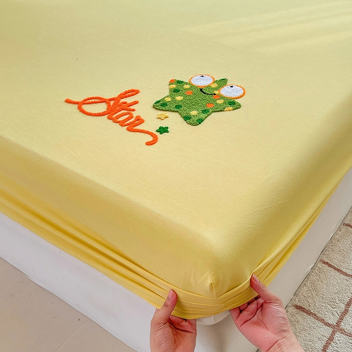 91家纺网 家纺一手货源 找家纺 3C 2024新款全棉色织水洗棉可爱毛巾绣床笠 闪闪星-黄