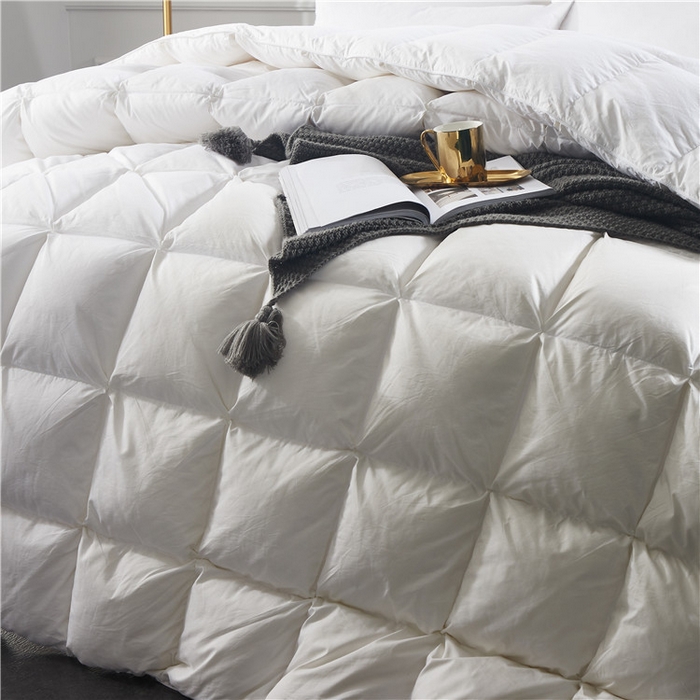 91家纺网 家纺一手货源 找家纺 （总）颐羽达 80s全棉贡缎柔赛丝面包羽绒被被壳 自充绒鸭绒被内胆芯布料