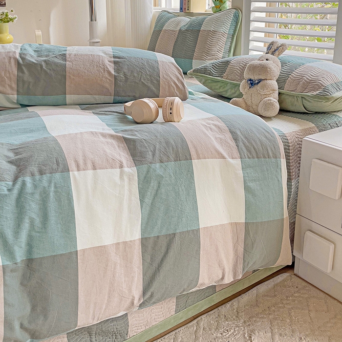 91家纺网 家纺一手货源 找家纺 羽爱家纺 2024新款全棉色织水洗宝宝绒床盖四件套 采绿