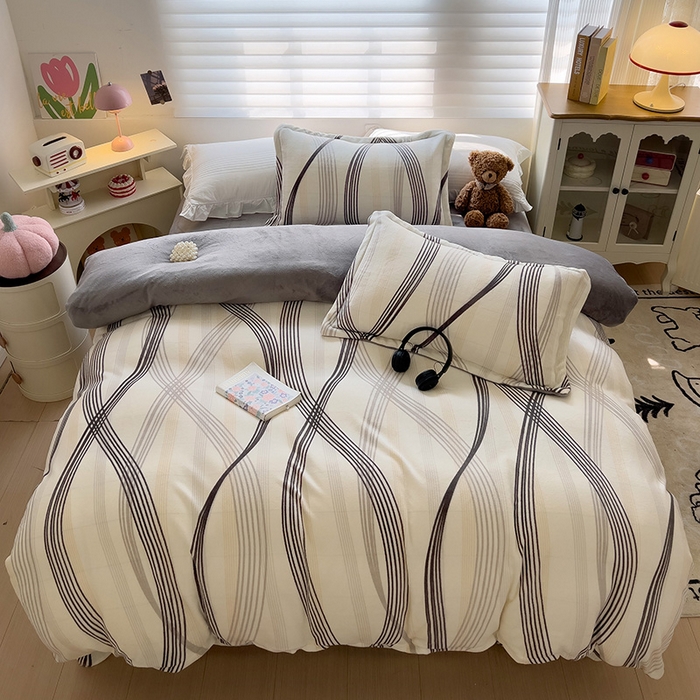 91家纺网 家纺一手货源 找家纺 乐童家纺 2024新款跑量款牛奶绒床裙四件套 波浪