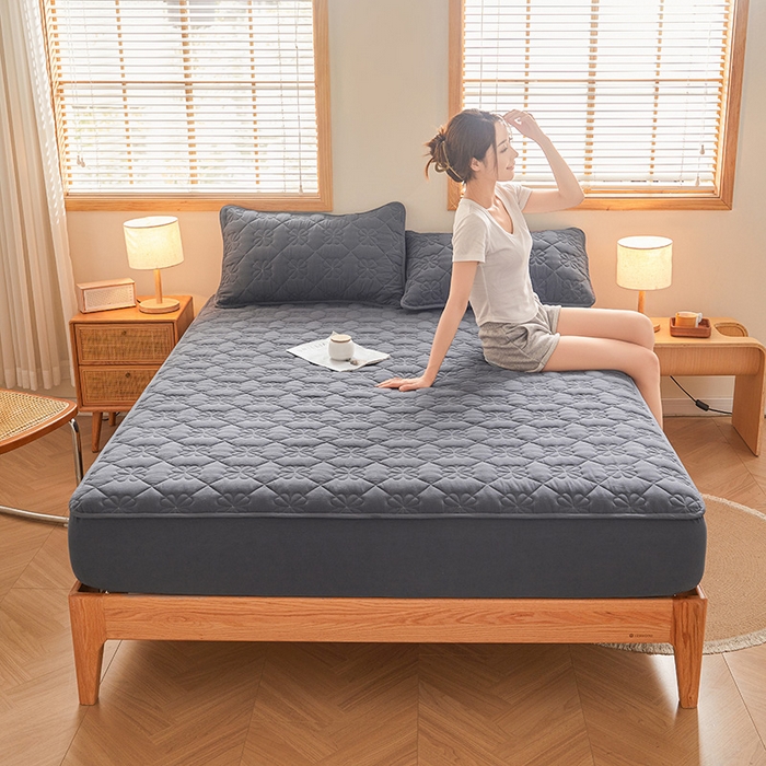 91家纺网 家纺一手货源 找家纺 3C 2024新款全棉水洗棉夹棉床笠-浅语系列 浅语-黛灰