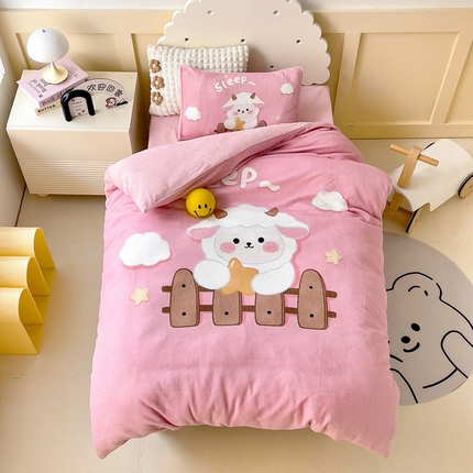 91家纺网 家纺一手货源 找家纺 （总）嗨生活 2025新款牛奶绒儿童被幼儿园冬被春秋被