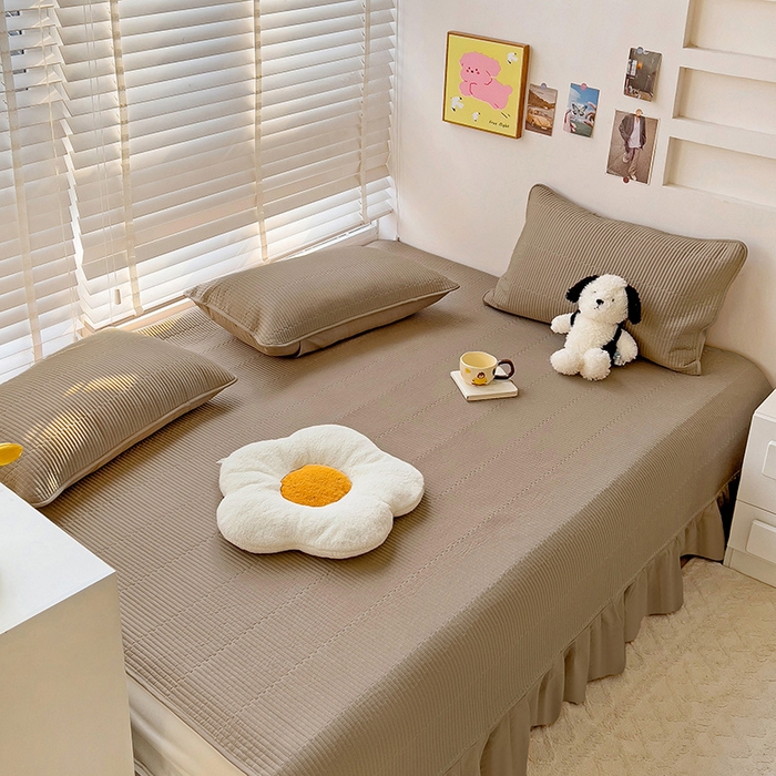 91家纺网 家纺一手货源 找家纺 羽爱2024新款A类全棉纯色榻榻米床盖咖啡色