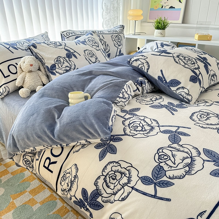 91家纺网 家纺一手货源 找家纺 梓瑄家居 2024新款高克重秋冬加厚印花牛奶绒单枕套 青花瓷