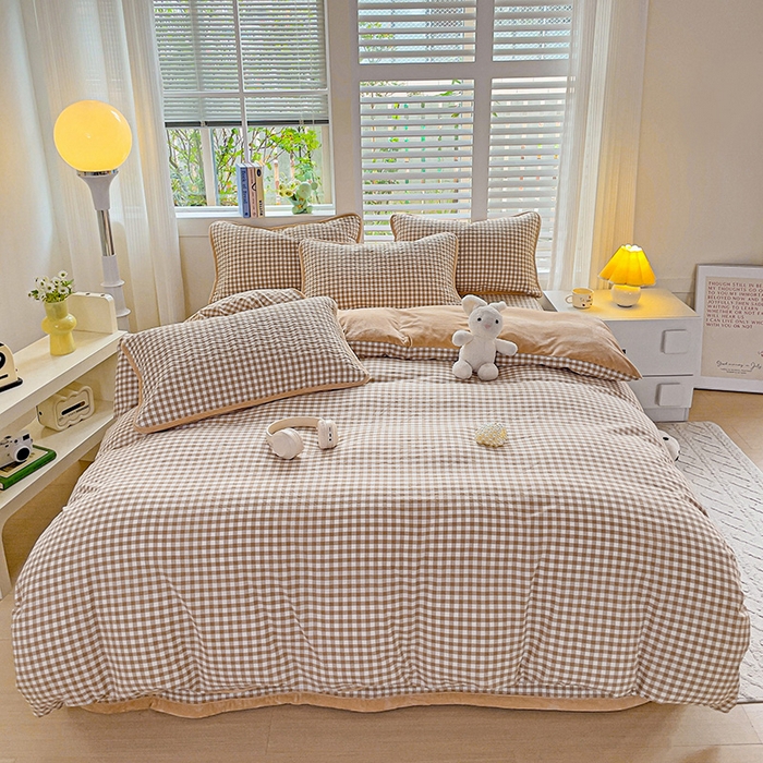 91家纺网 家纺一手货源 找家纺 羽爱家纺 2024新款全棉色织水洗宝宝绒床盖四件套 米小格