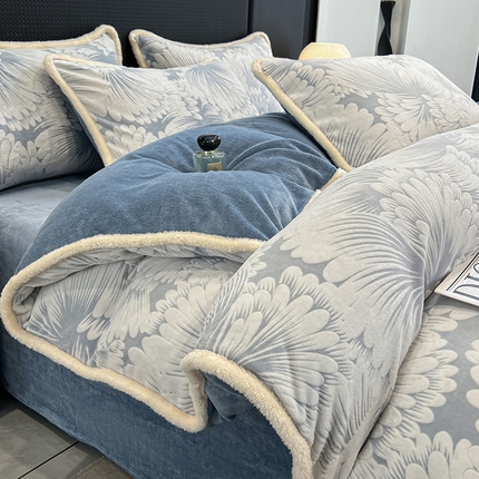 91家纺网 家纺一手货源 找家纺 倾慕家纺 2024新款兔毛包边浮雕绒套件单被套 兔毛包边烟花湖蓝