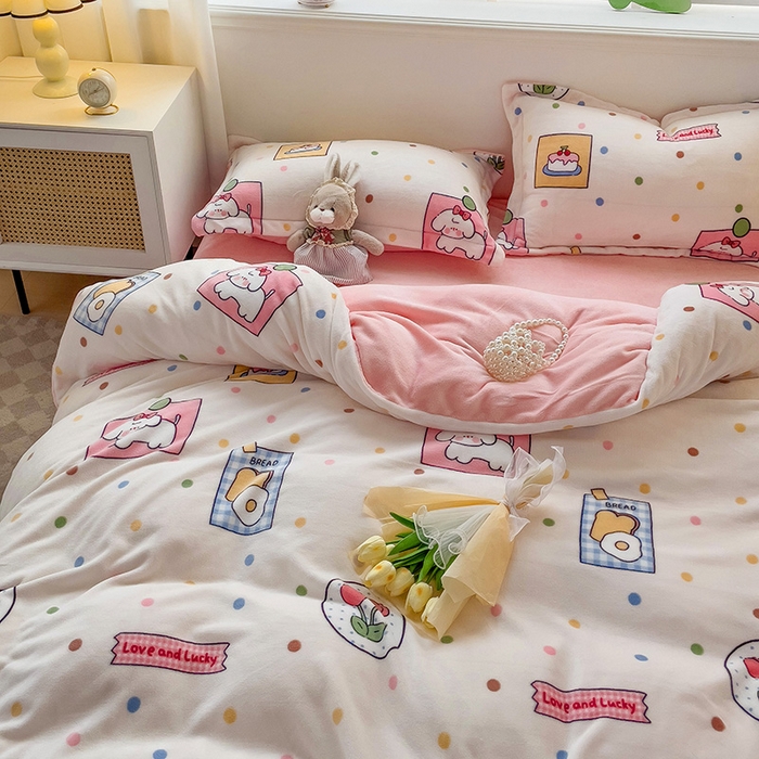 91家纺网 家纺一手货源 找家纺 乐童家纺 2024新款跑量款牛奶绒床裙四件套 活力宝贝