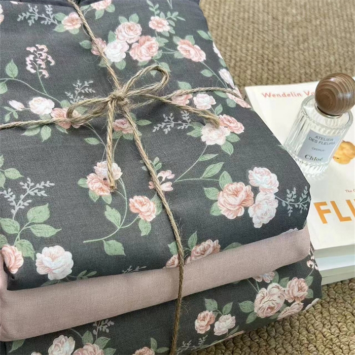 91家纺网 家纺一手货源 找家纺 荣轩 2024新款全棉印花双层纱四件套 皱皱纱花边款 花边墨池丹花