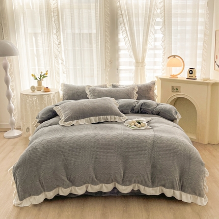 91家纺网 家纺一手货源 找家纺 （总）雅萱家纺 2024新款高克重牛奶绒雕花四件套-华夫