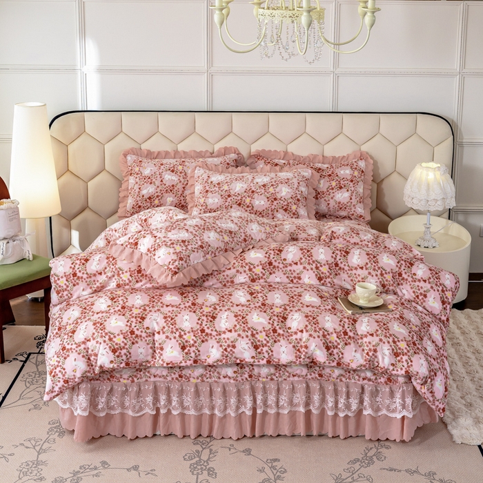 91家纺网 家纺一手货源 找家纺 美莱家纺 2024直播热款加厚秋冬牛奶绒床盖单件床罩床盖四件套 小桃兔兔