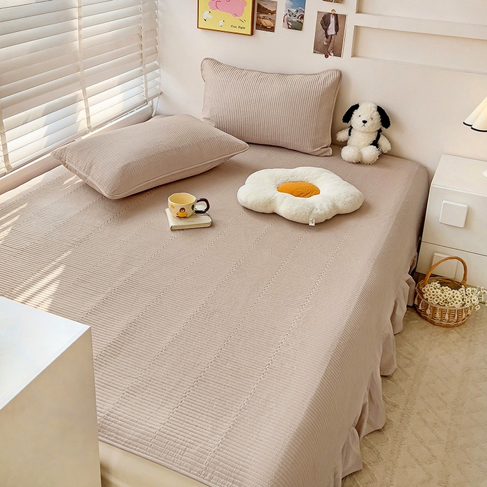 91家纺网 家纺一手货源 找家纺 羽爱2024新款A类全棉纯色榻榻米床盖香槟色