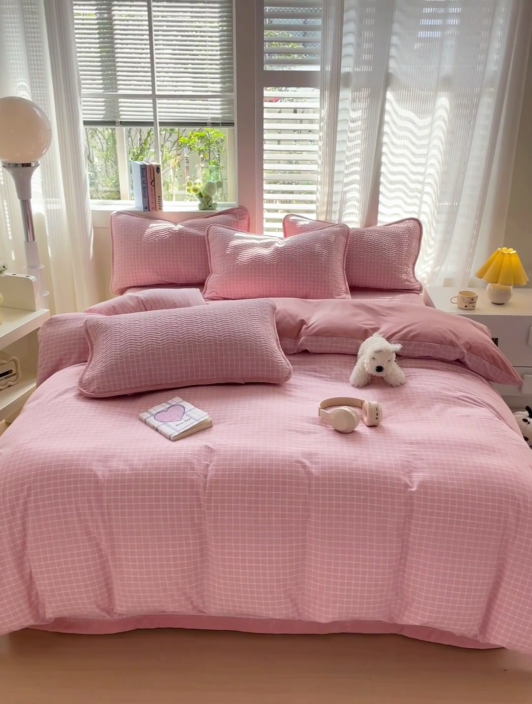 91家纺网 家纺一手货源 找家纺 羽爱家纺 2024新款全棉色织水洗宝宝绒床盖四件套 樱花格