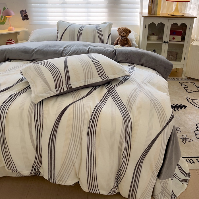 91家纺网 家纺一手货源 找家纺 乐童家纺 2024新款跑量款牛奶绒床裙四件套 波浪