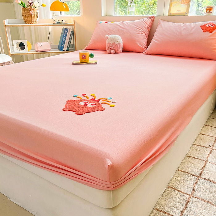 91家纺网 家纺一手货源 找家纺 3C 2024新款全棉色织水洗棉可爱毛巾绣床笠 小可爱-粉