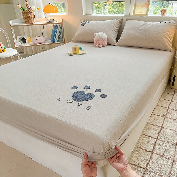 91家纺网 家纺一手货源 找家纺 3C 2024新款全棉色织水洗棉可爱毛巾绣床笠 心情-棕