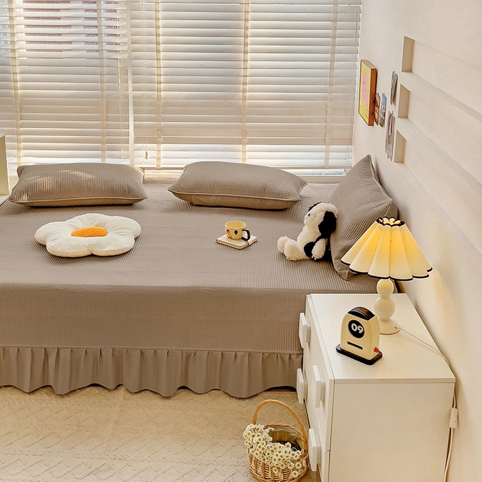 91家纺网 家纺一手货源 找家纺 羽爱2024新款A类全棉纯色榻榻米床盖咖啡色