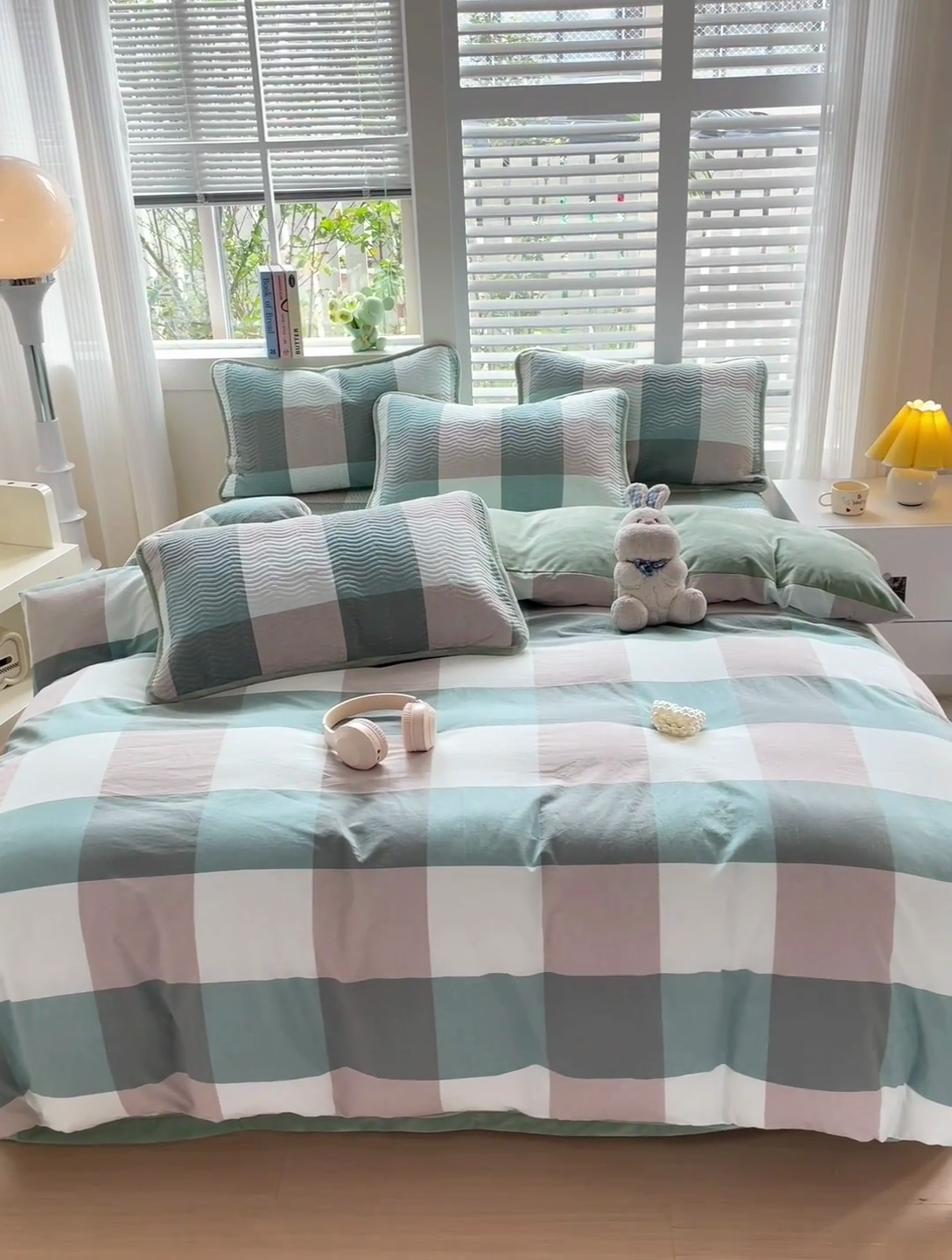 91家纺网 家纺一手货源 找家纺 羽爱家纺 2024新款全棉色织水洗宝宝绒床盖四件套 采绿