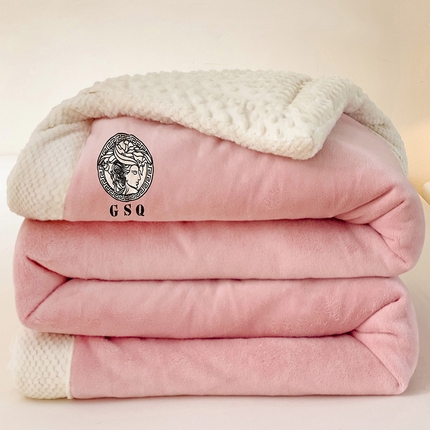 91家纺网 家纺一手货源 找家纺 柏薇 2024新款加绒加厚牛奶绒豆豆冬被 牛奶绒豆豆被-粉色