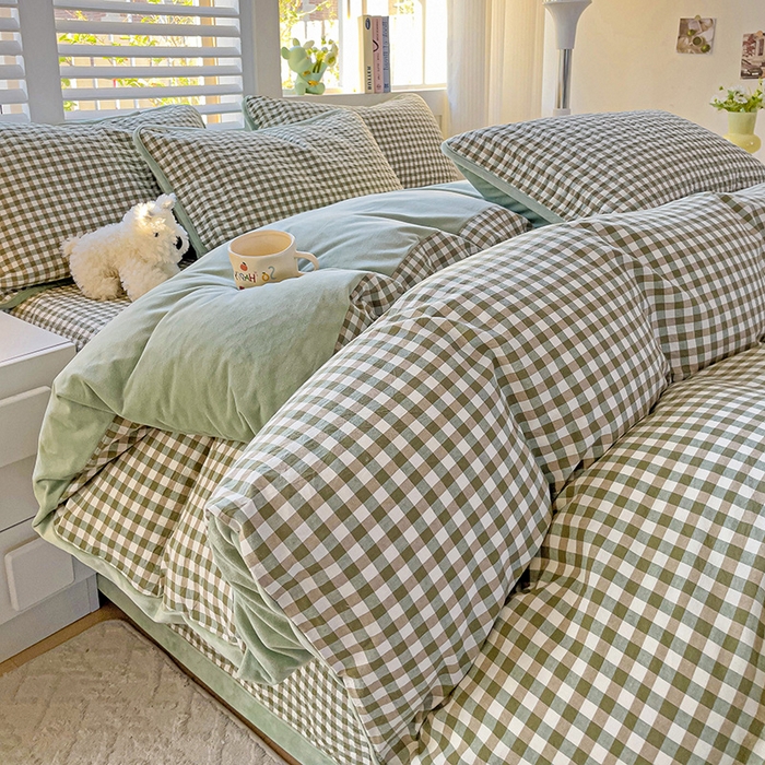 91家纺网 家纺一手货源 找家纺 羽爱家纺 2024新款全棉色织水洗宝宝绒床盖四件套 绿意盎然