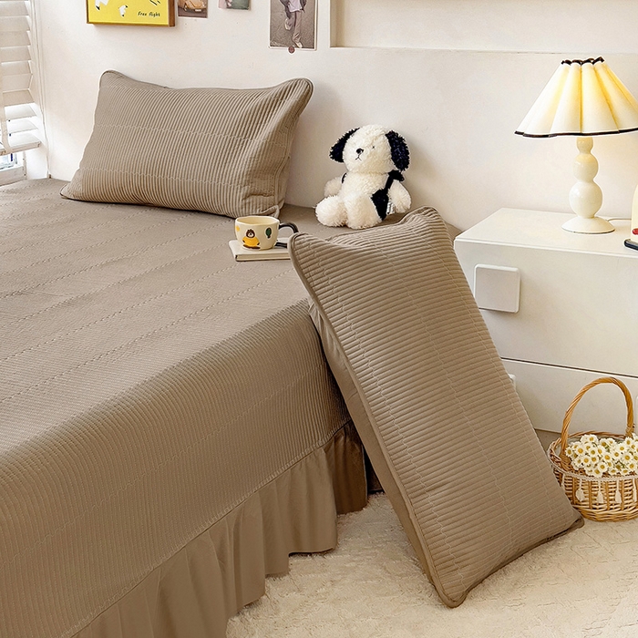 91家纺网 家纺一手货源 找家纺 羽爱2024新款A类全棉纯色榻榻米床盖咖啡色