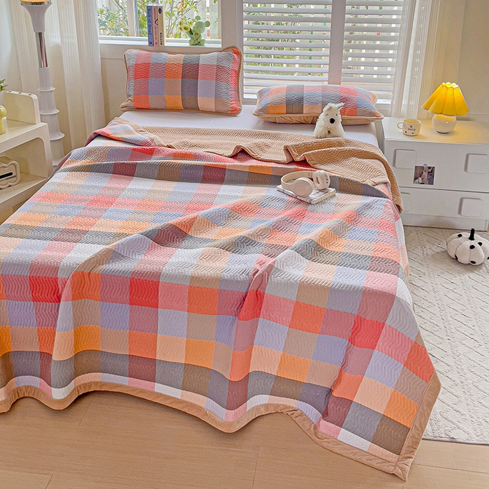 91家纺网 家纺一手货源 找家纺 羽爱家纺 2024新款全棉色织水洗宝宝绒床盖三件套 五光十色