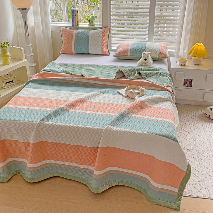 91家纺网 家纺一手货源 找家纺 羽爱家纺 2024新款全棉色织水洗宝宝绒床盖三件套 绿橘