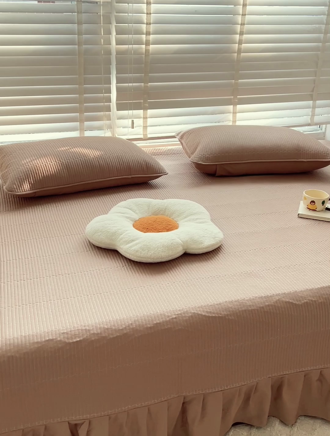 91家纺网 家纺一手货源 找家纺 羽爱2024新款A类全棉纯色榻榻米床盖咖啡色