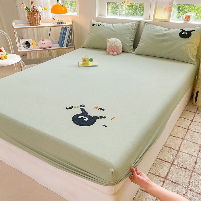 91家纺网 家纺一手货源 找家纺 3C 2024新款全棉色织水洗棉可爱毛巾绣床笠 黑乖乖-绿