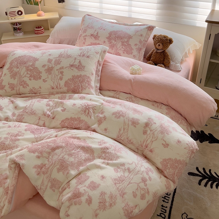 91家纺网 家纺一手货源 找家纺 乐童家纺 2024新款跑量款牛奶绒床裙四件套 花舞漫漫