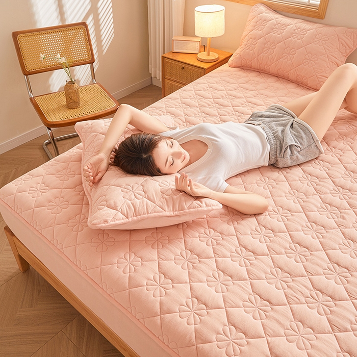 91家纺网 家纺一手货源 找家纺 3C 2024新款全棉水洗棉夹棉床笠-浅语系列 浅语-心愿粉