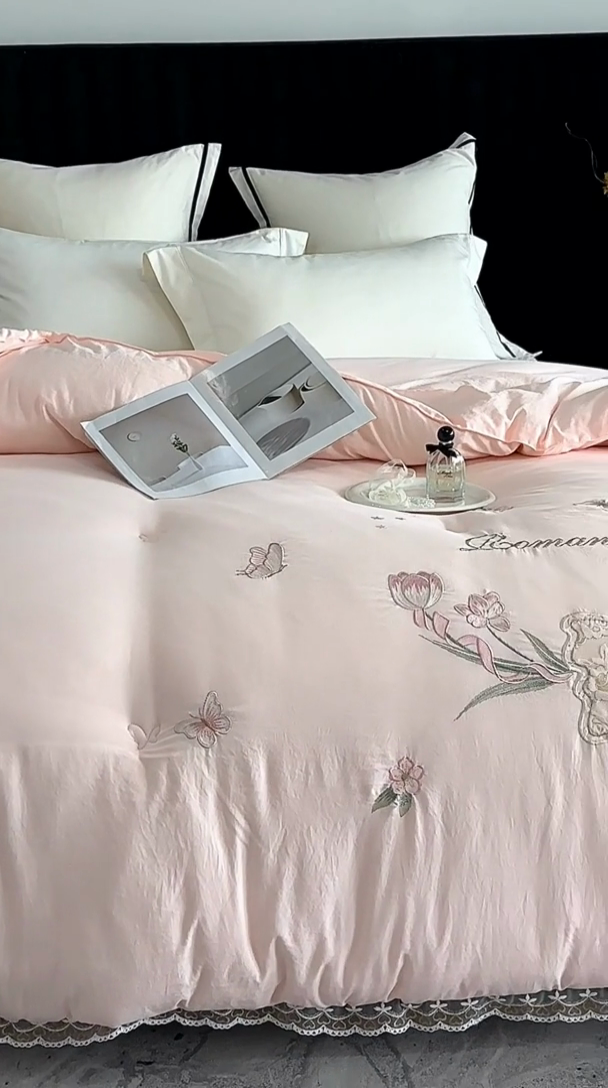 91家纺网 家纺一手货源 找家纺 宅家居 2024新款法式刺绣手工立体钉珠款蚕蛹蛋白冬被芯-花仙子 花仙子-粉色