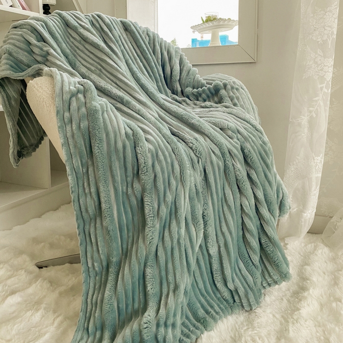 91家纺网 家纺一手货源 找家纺 潮邦创意家居 2025新款澳密绒双面加厚毯毛毯盖毯 澳密绒-岩绿