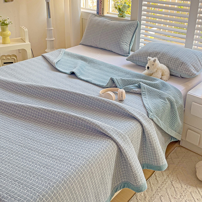 91家纺网 家纺一手货源 找家纺 羽爱家纺 2024新款全棉色织水洗宝宝绒床盖三件套 兰香谷