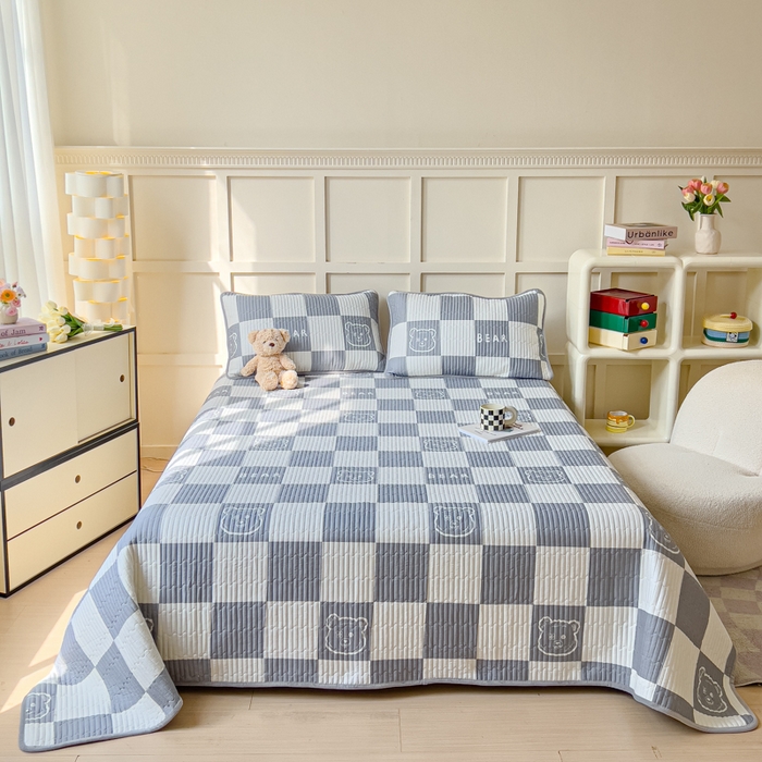 91家纺网 家纺一手货源 找家纺 金丝鸟 2024新款全棉纯棉加牛奶绒夹棉加绒床盖 无影熊 棉绒床盖