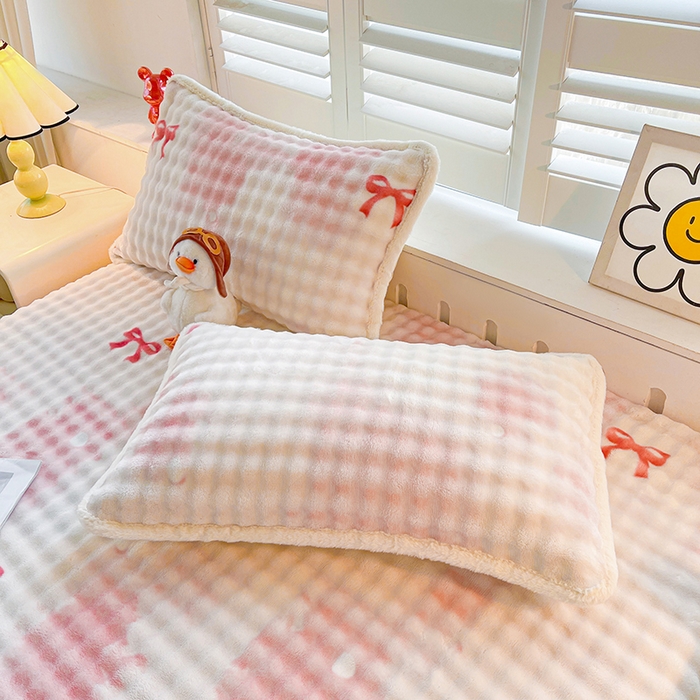 91家纺网 家纺一手货源 找家纺 喜居 2024新款A类兔毛泡泡牛奶绒床笠单床笠三件套 小美好-粉