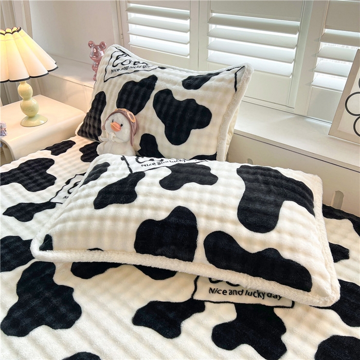 91家纺网 家纺一手货源 找家纺 喜居 2024新款A类兔毛泡泡牛奶绒床笠单床笠三件套 萌牛