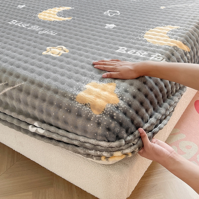 91家纺网 家纺一手货源 找家纺 喜居 2024新款A类兔毛泡泡牛奶绒床笠单床笠三件套 流星