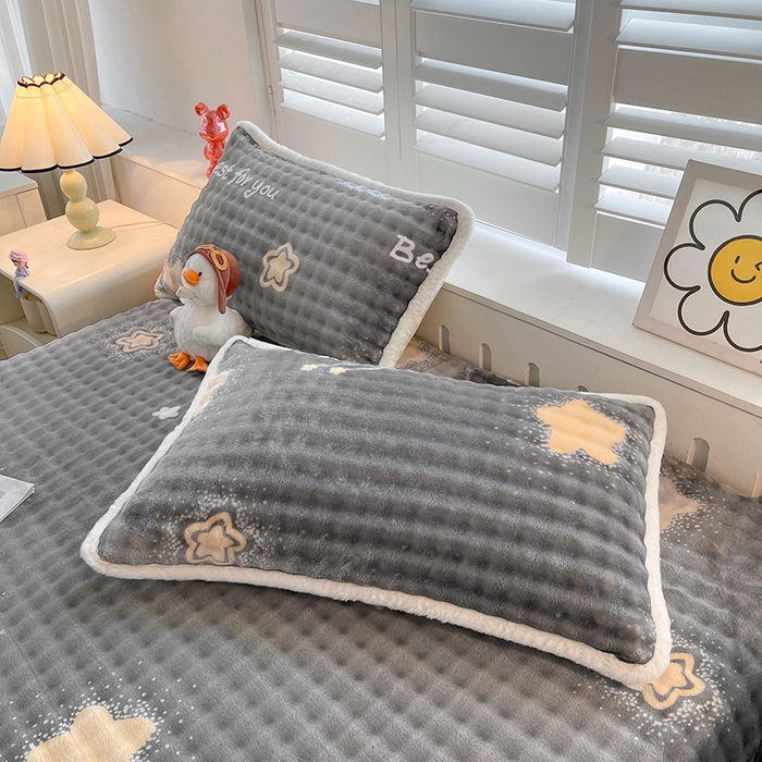 91家纺网 家纺一手货源 找家纺 喜居 2024新款A类兔毛泡泡牛奶绒床笠单床笠三件套 流星