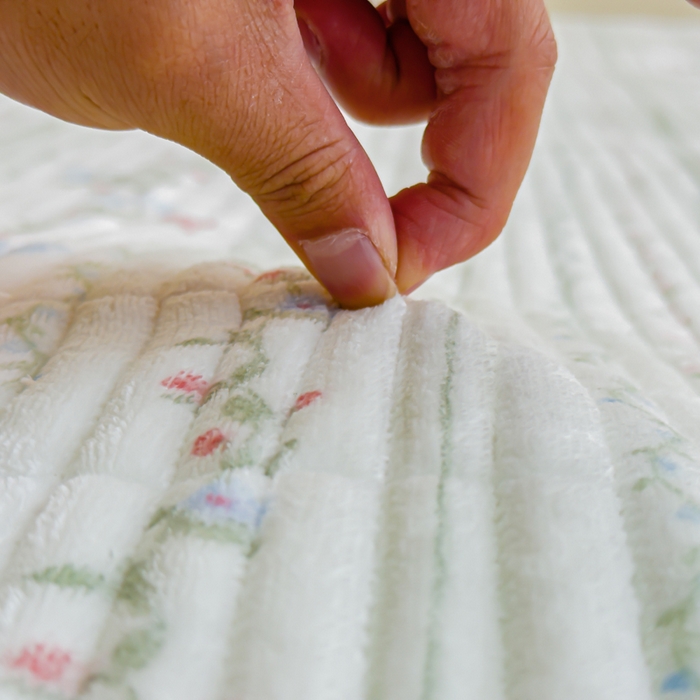 91家纺网 家纺一手货源 找家纺 金丝鸟 2024新款牛奶绒夹棉床笠 青草地 夹棉床笠