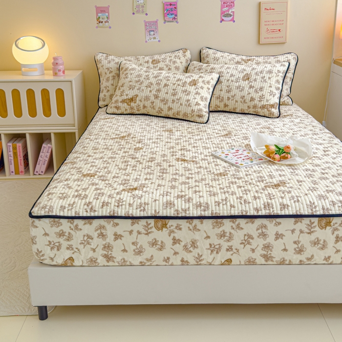 91家纺网 家纺一手货源 找家纺 金丝鸟 2024新款牛奶绒夹棉床笠 飞花咖 夹棉床笠