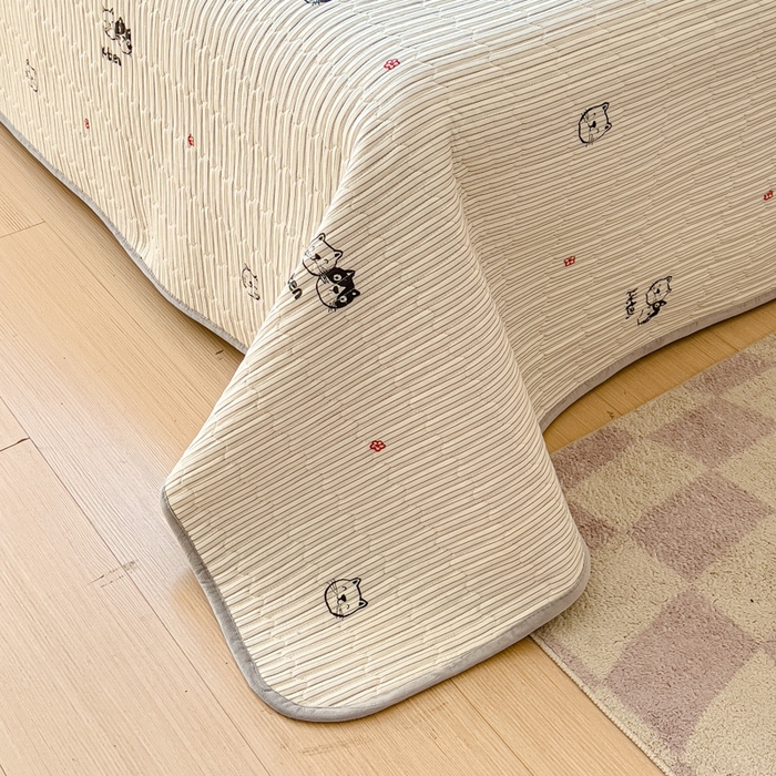 91家纺网 家纺一手货源 找家纺 金丝鸟 2024新款全棉纯棉加牛奶绒夹棉加绒床盖 小萌猫 棉绒床盖