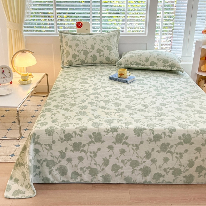 91家纺网 家纺一手货源 找家纺 金盛纺 2024新款雕花牛奶绒床单系列 约定-绿