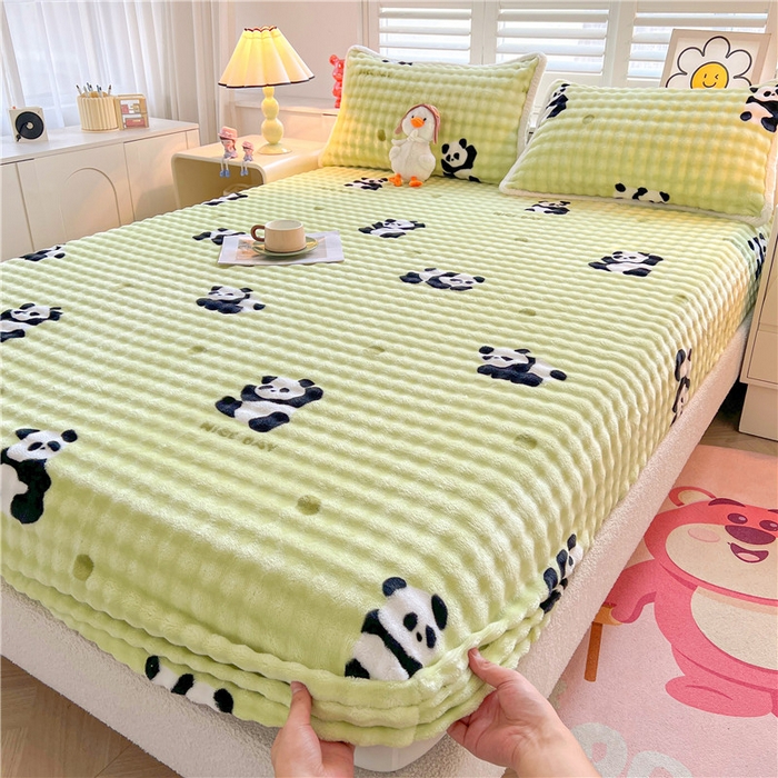 91家纺网 家纺一手货源 找家纺 喜居 2024新款A类兔毛泡泡牛奶绒床笠单床笠三件套 小熊宝