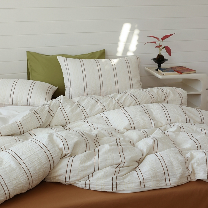 91家纺网 家纺一手货源 找家纺 棉眠 2024新款水洗皱皱纱色织提花线条混搭系列四件套 咖黄细条配咖